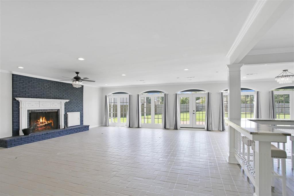 Lake Charles, Louisiana, 70605, United States, 4 Bedrooms Bedrooms, ,4 BathroomsBathrooms,Residential,For Sale,1979416