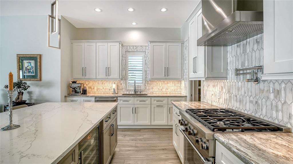 Sarasota, Florida, 34236, United States, 4 Bedrooms Bedrooms, ,4 BathroomsBathrooms,Residential,For Sale,2000414