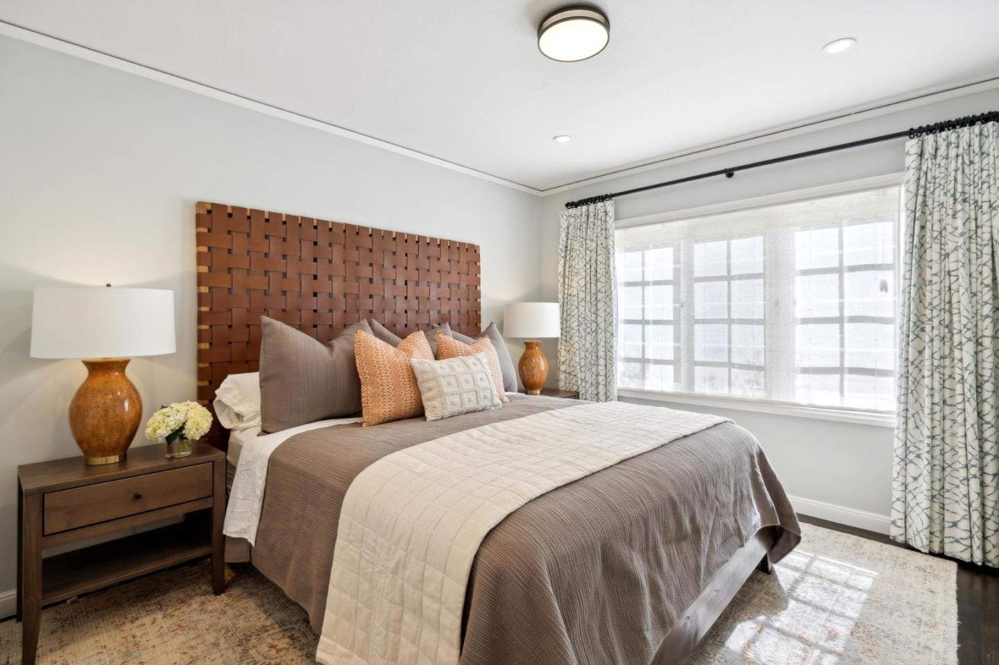 Menlo Park, California, 94025, United States, 4 Bedrooms Bedrooms, ,3 BathroomsBathrooms,Residential,For Sale,1901021