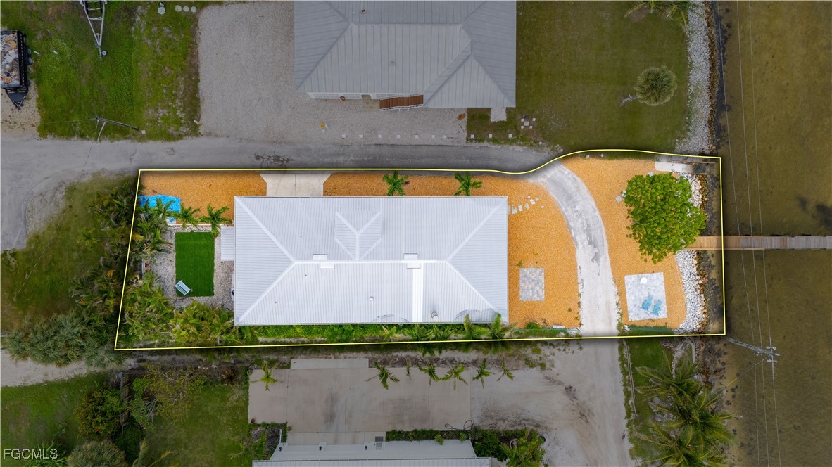 Bokeelia, Florida, 33922, United States, 5 Bedrooms Bedrooms, ,3 BathroomsBathrooms,Residential,For Sale,1977030