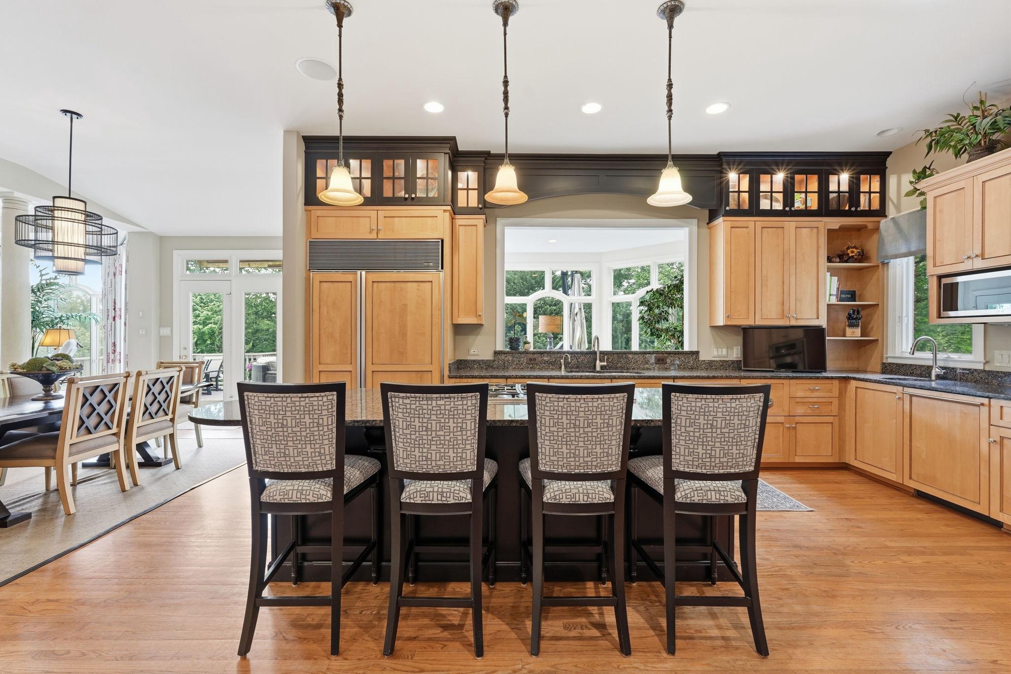  7818 Crownhurst Court, Mclean, VA, 22102 - 物件實景