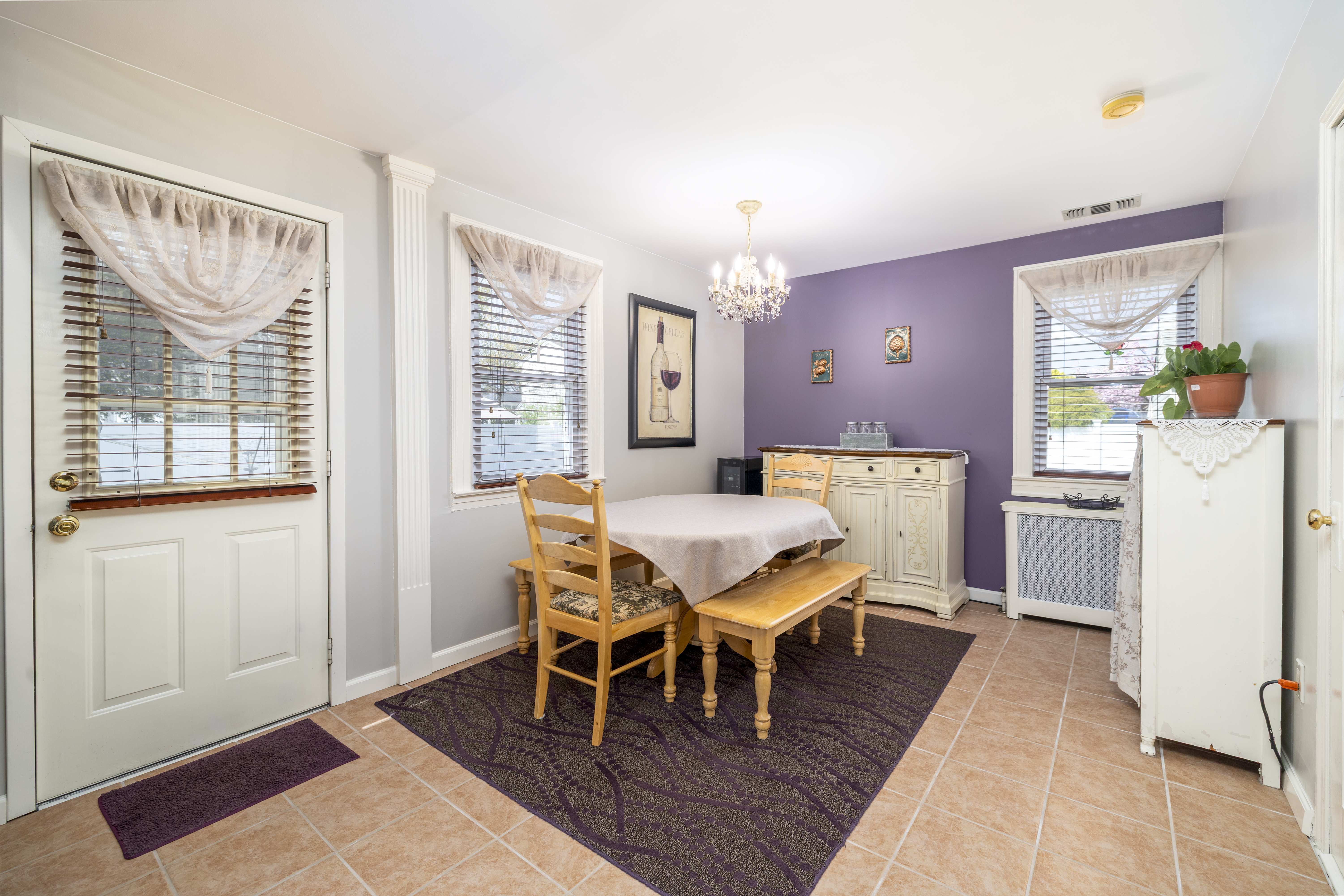  2522 5th Street, East Meadow, NY, 11554 - 物件實景