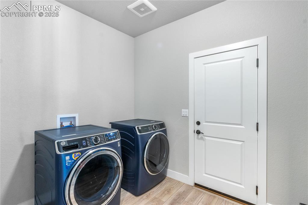 Peyton, Colorado, 80831, United States, 4 Bedrooms Bedrooms, ,4 BathroomsBathrooms,Residential,For Sale,1949631