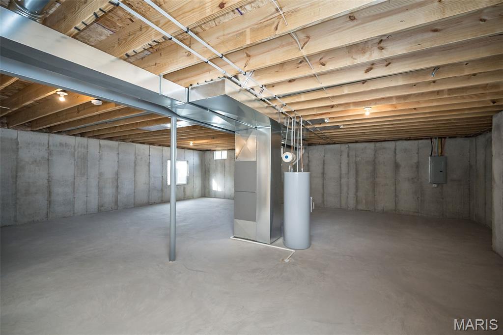 Troy, Missouri, 63379, United States, 3 Bedrooms Bedrooms, ,2 BathroomsBathrooms,Residential,For Sale,1993491