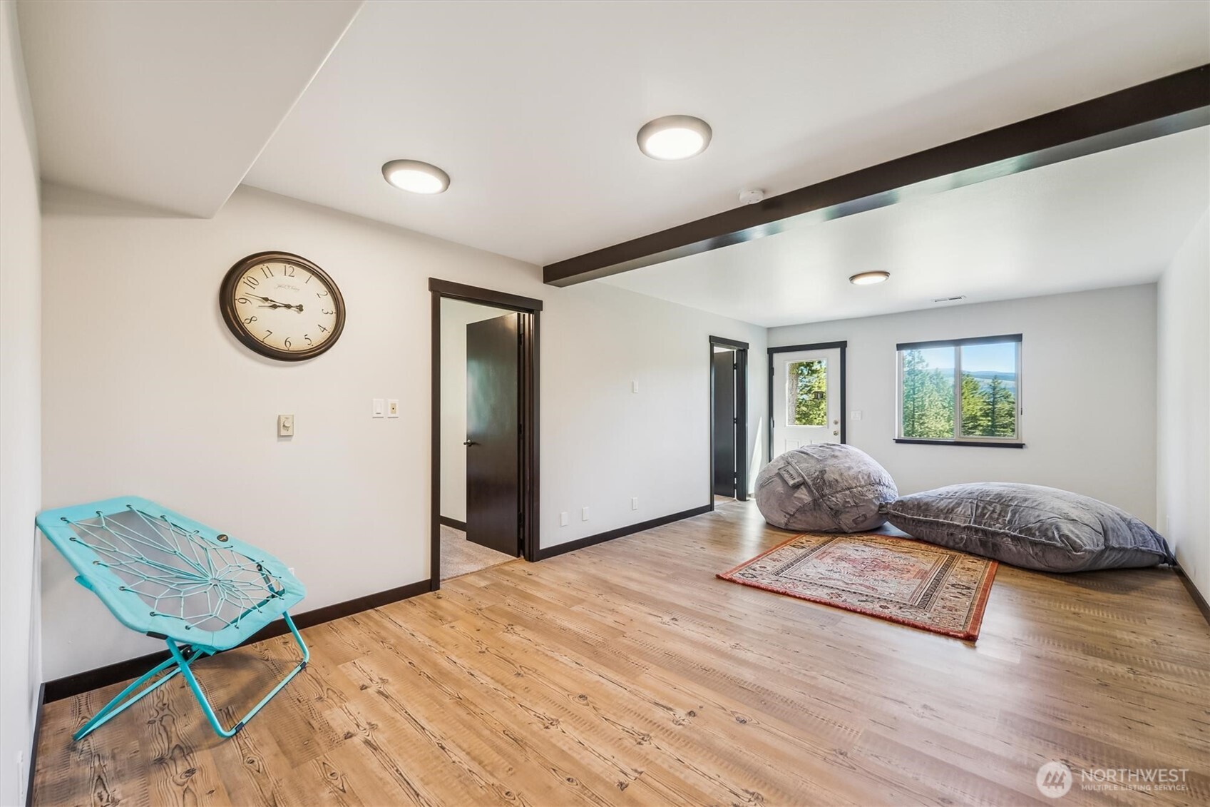 Cle Elum, Washington, 98922, United States, 3 Bedrooms Bedrooms, ,Residential,For Sale,1804011
