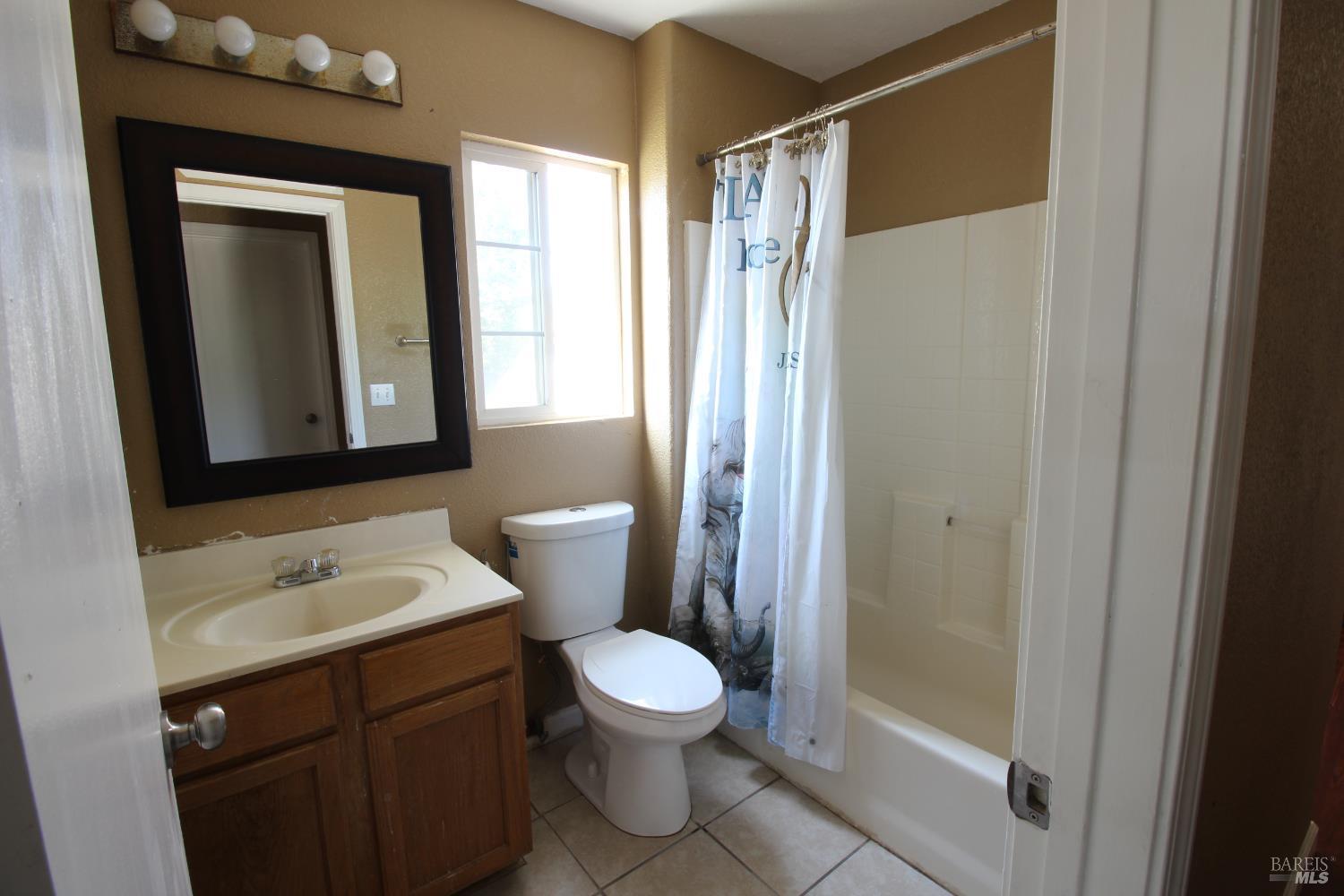 Rio Vista, California, 94571, United States, 4 Bedrooms Bedrooms, ,3 BathroomsBathrooms,Residential,For Sale,1944914