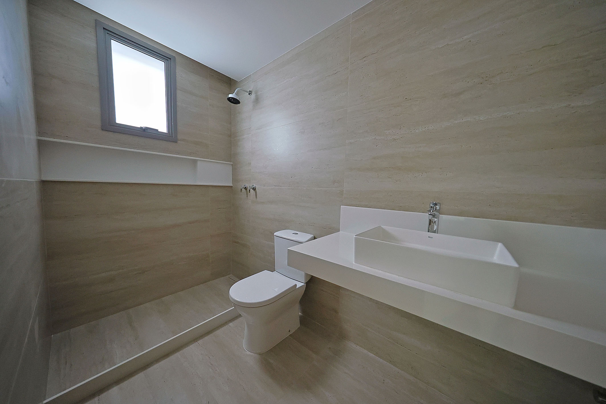  Triplex house with four suites and views of Pedra da Gávea in São Conrado - 物件實景