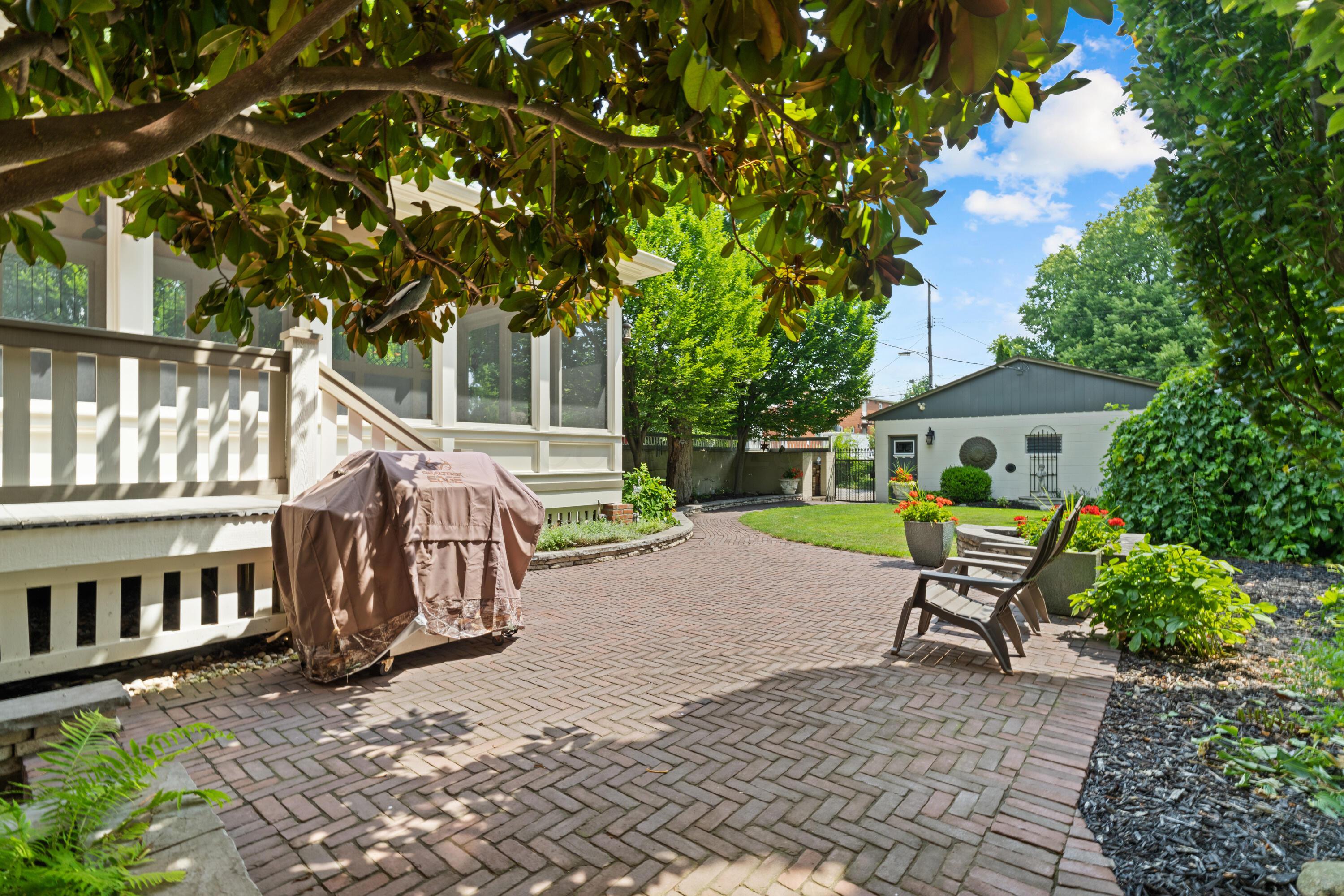 Columbus, Ohio, 43203, United States, 5 Bedrooms Bedrooms, ,4 BathroomsBathrooms,Residential,For Sale,1983824