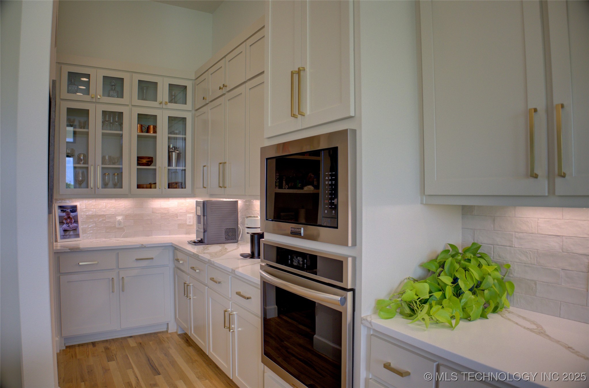 Bixby, Oklahoma, 74008, United States, 4 Bedrooms Bedrooms, ,3 BathroomsBathrooms,Residential,For Sale,1940434