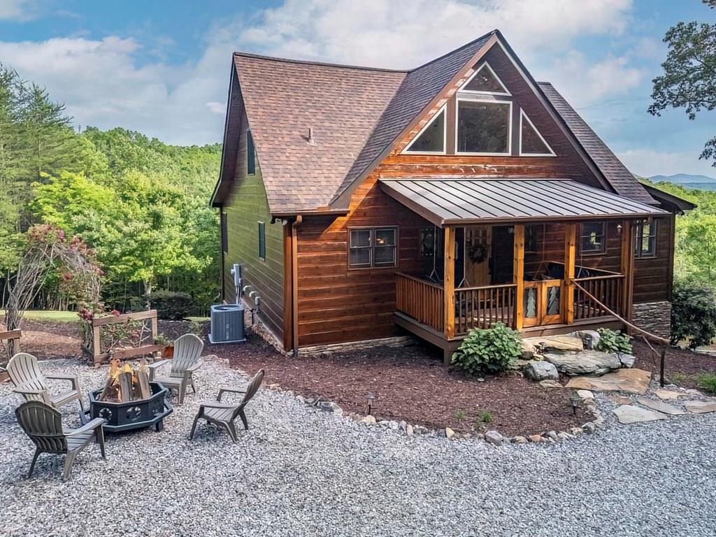 Morganton, Georgia, 30560, United States, 3 Bedrooms Bedrooms, ,4 BathroomsBathrooms,Residential,For Sale,2001017