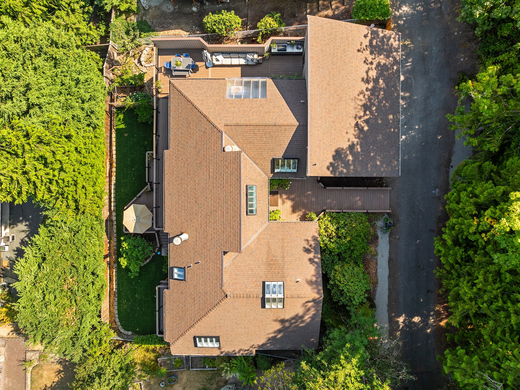  9360 Mercerwood Drive Dr, Mercer Island, WA 98040 - 物件實景