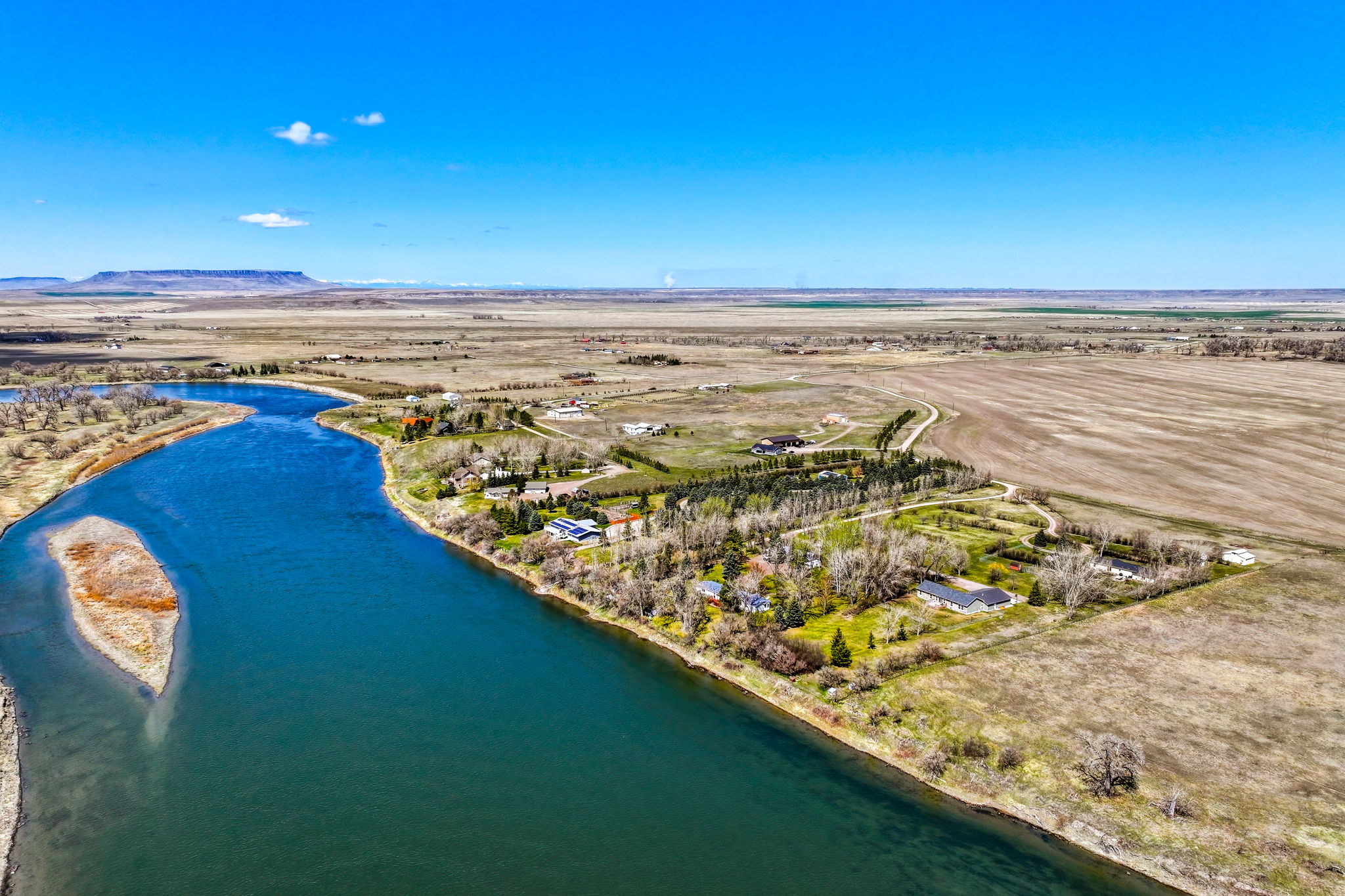 Ulm, Montana, 59485, United States, 4 Bedrooms Bedrooms, ,2 BathroomsBathrooms,Residential,For Sale,1794355