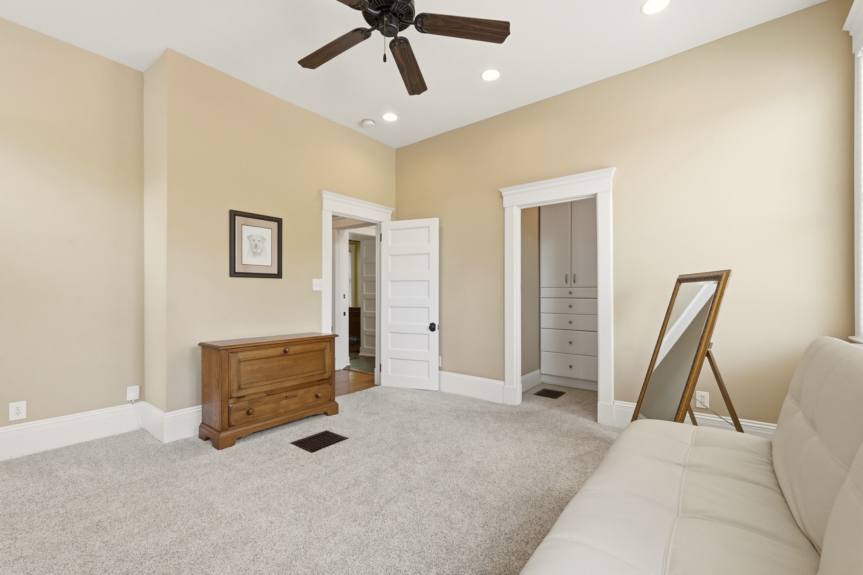  2110 Bonnycastle Avenue, Louisville, KY 40205 - 物件實景