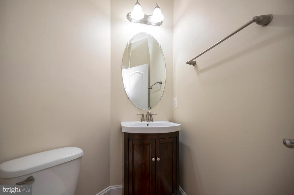 Stafford, Virginia, 22554, United States, 5 Bedrooms Bedrooms, ,5 BathroomsBathrooms,Residential,For Sale,2047982
