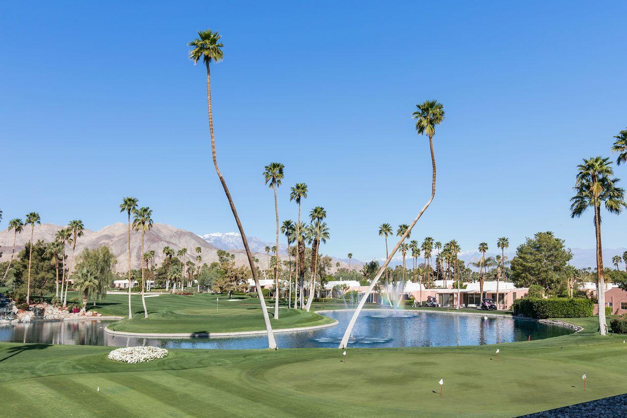 Palm Desert, California, 92260, United States, 2 Bedrooms Bedrooms, ,2 BathroomsBathrooms,Residential,For Sale,1992919