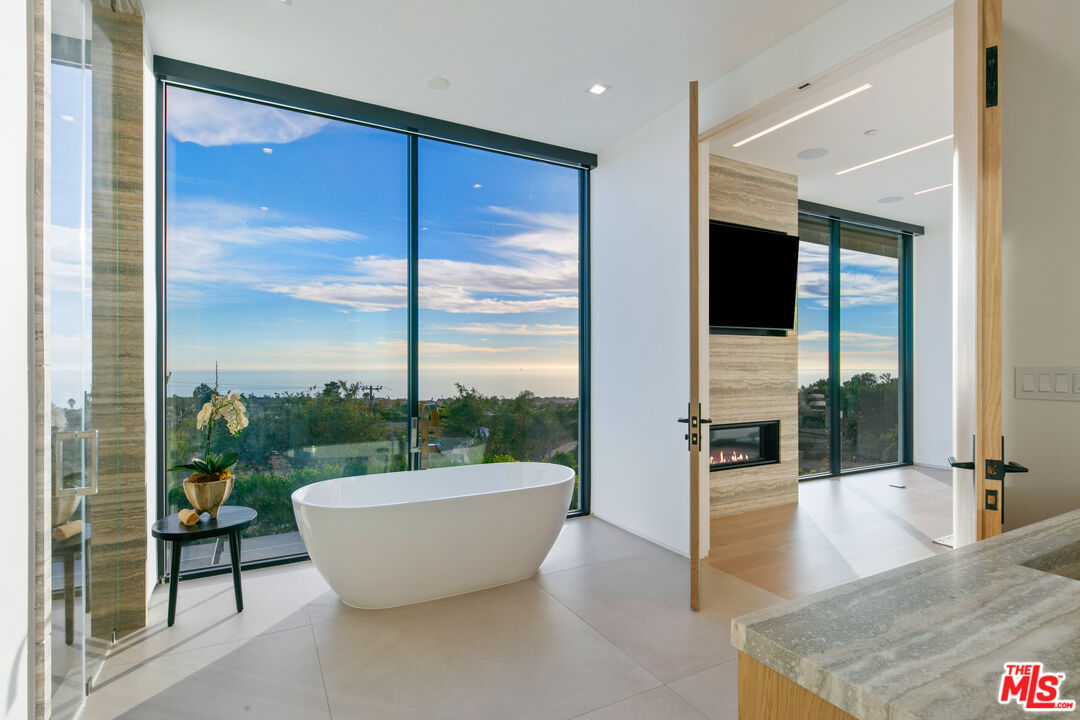 29623 Cuthbert Rd, Malibu, California, 90265, United States, 5 Bedrooms Bedrooms, ,8 BathroomsBathrooms,Residential,For Sale,29623 Cuthbert Rd,1682561