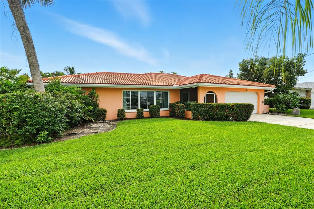 North Fort Myers, Florida, 33903, United States, 3 Bedrooms Bedrooms, ,2 BathroomsBathrooms,Residential,For Sale,1998346