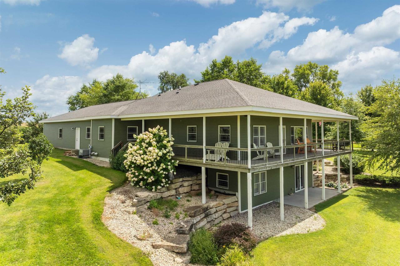 Green Lake, Wisconsin, 54941, United States, 4 Bedrooms Bedrooms, ,3 BathroomsBathrooms,Residential,For Sale,1928712