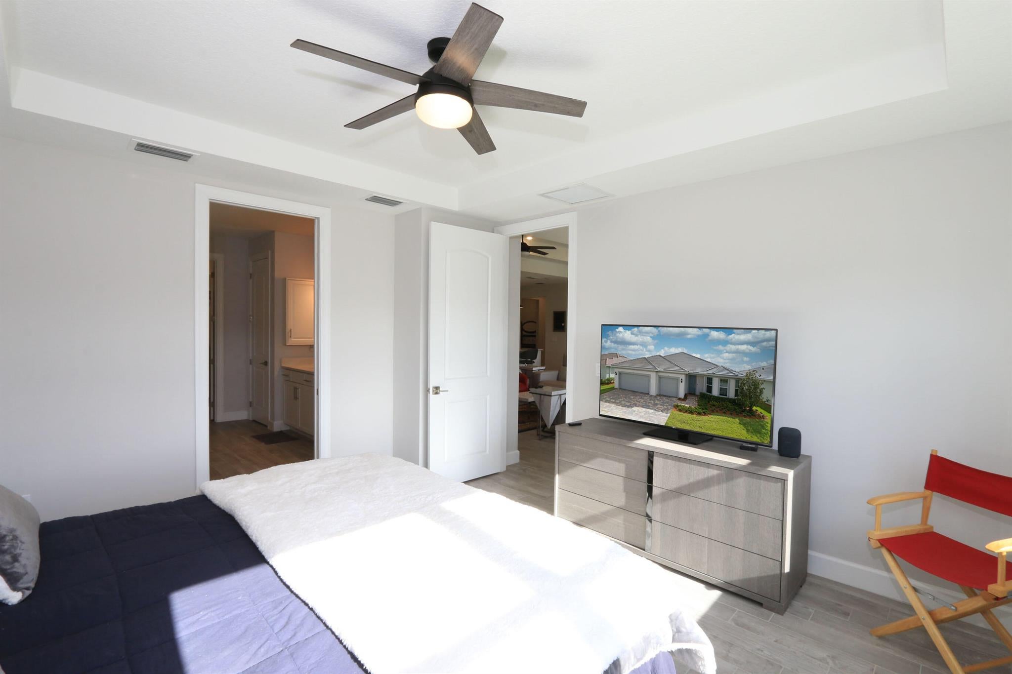 Port St Lucie, Florida, 34987, United States, 2 Bedrooms Bedrooms, ,3 BathroomsBathrooms,Residential,For Sale,1975930