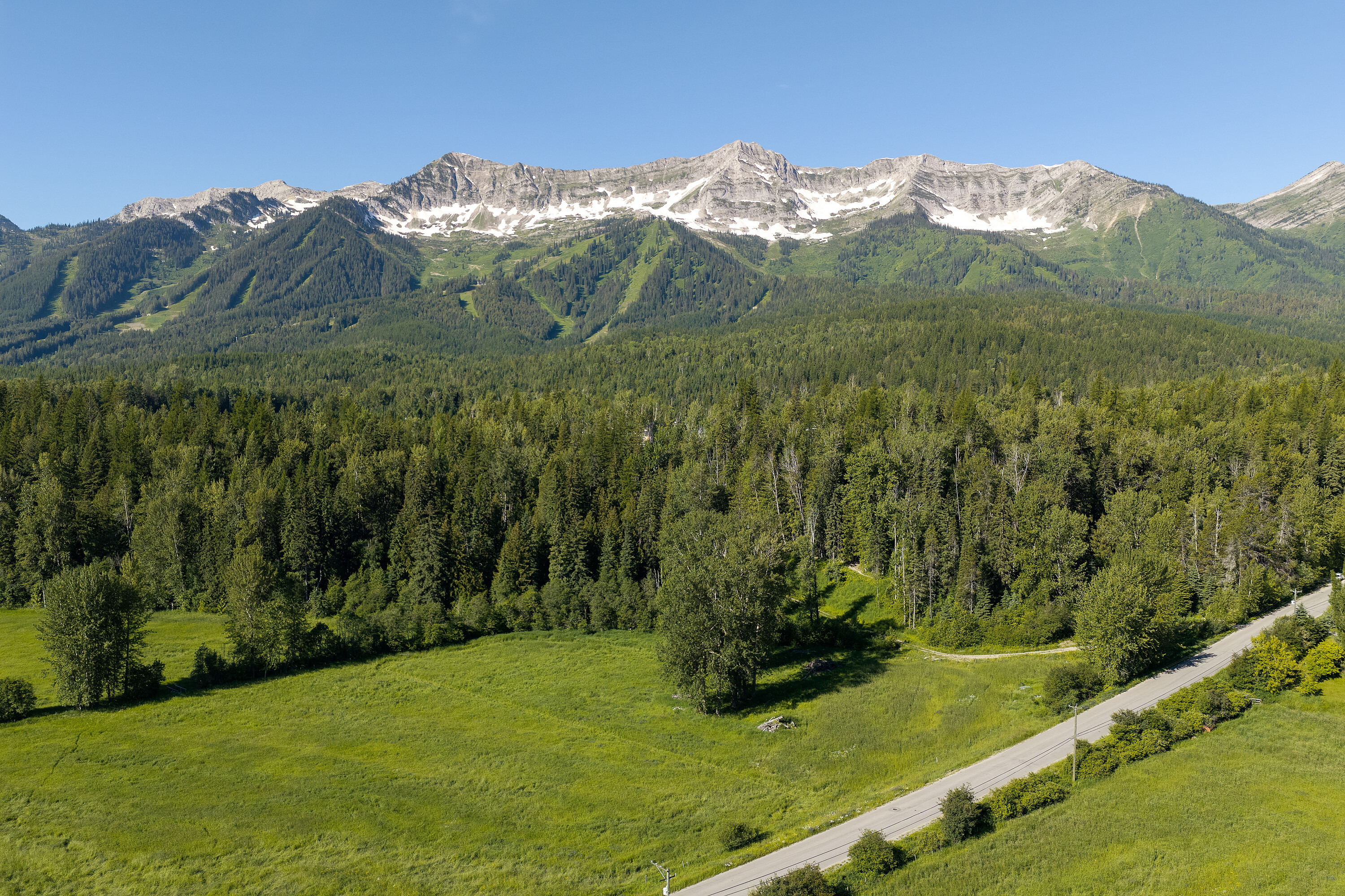 Fernie Acreage - 物件實景