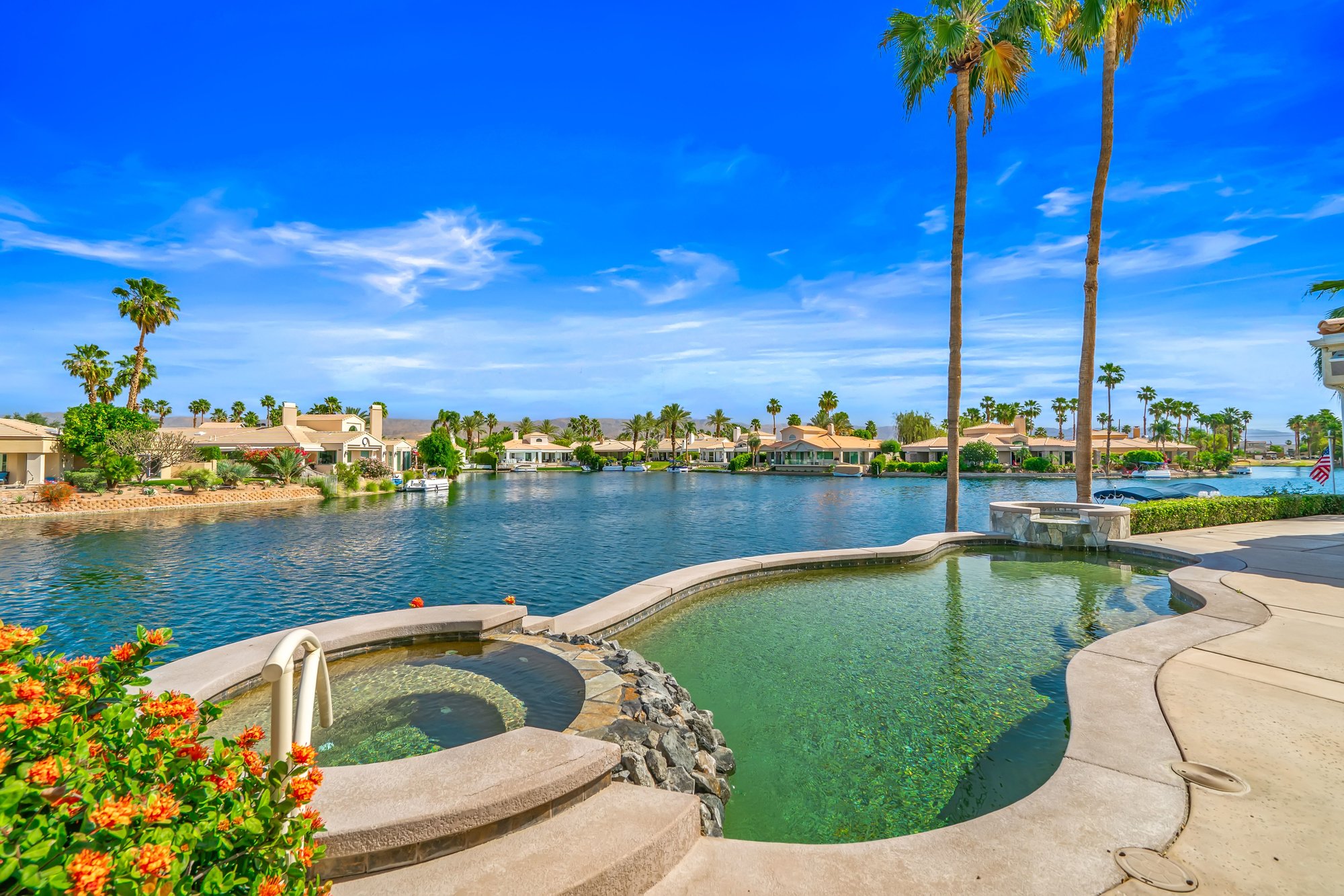  where  desert light meets the water’s edge - 物件實景