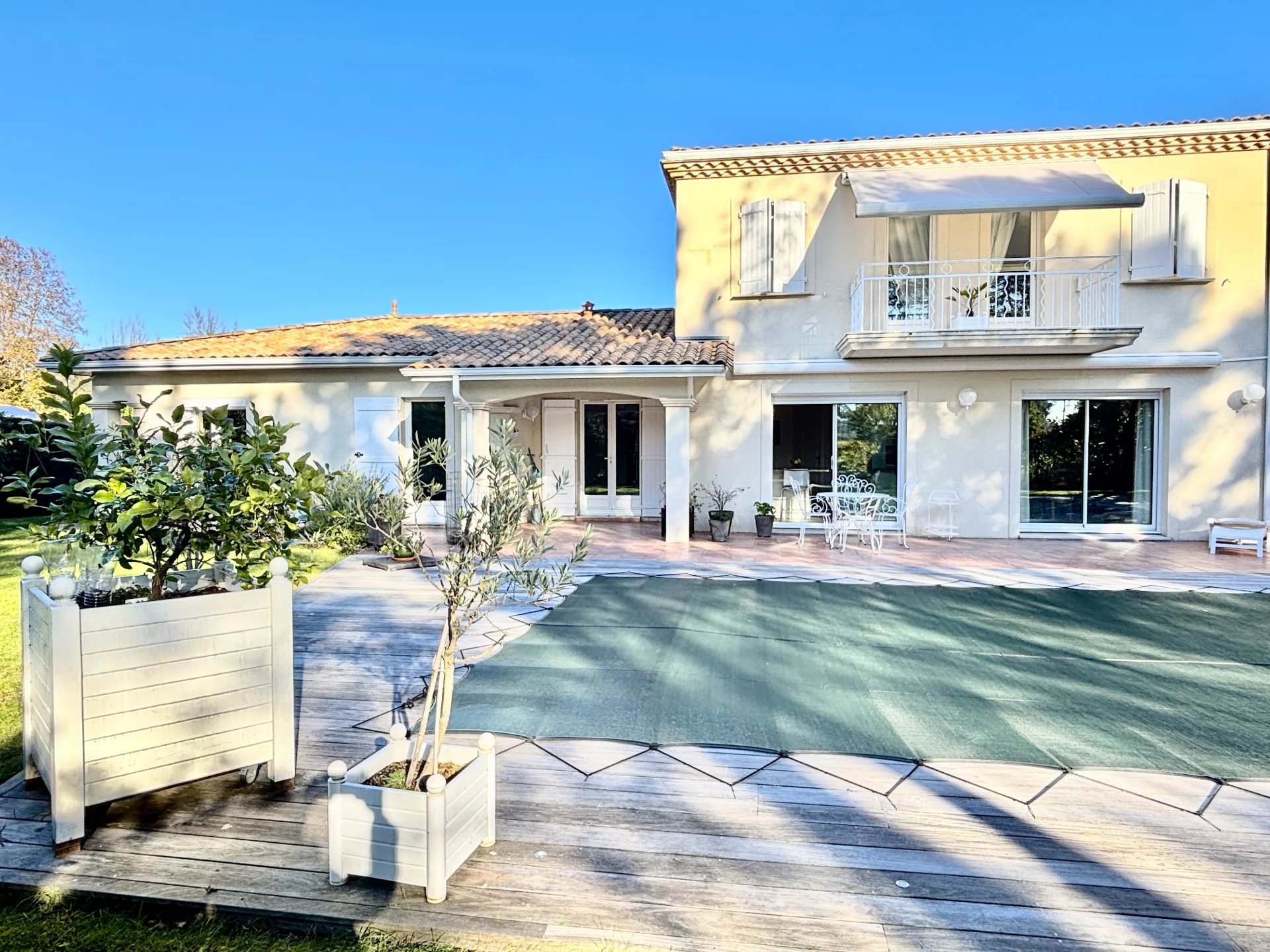 Gujan-Mestras, Aquitaine, 33470, FR, 4 Bedrooms Bedrooms, ,3 BathroomsBathrooms,Residential,For Sale,1270946