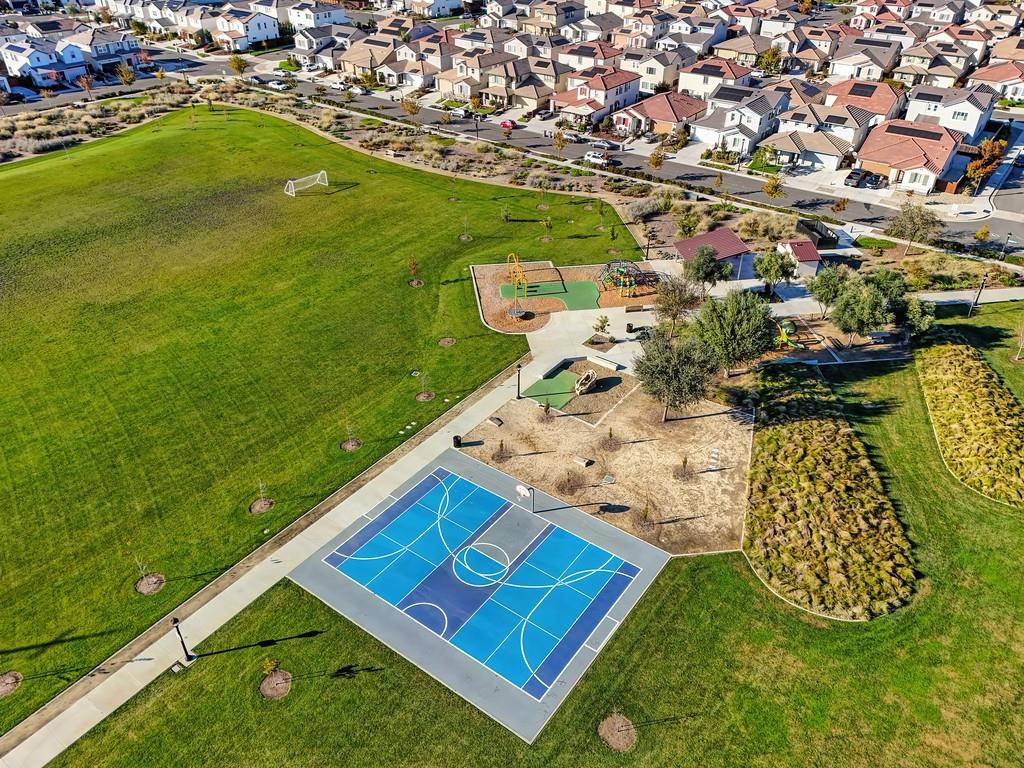 Woodland, California, 95776, United States, 3 Bedrooms Bedrooms, ,2 BathroomsBathrooms,Residential,For Sale,1989380