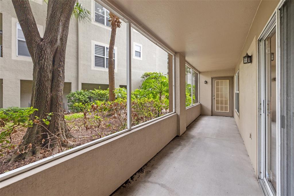 Tampa, Florida, 33602, United States, 3 Bedrooms Bedrooms, ,2 BathroomsBathrooms,Residential,For Sale,1885753
