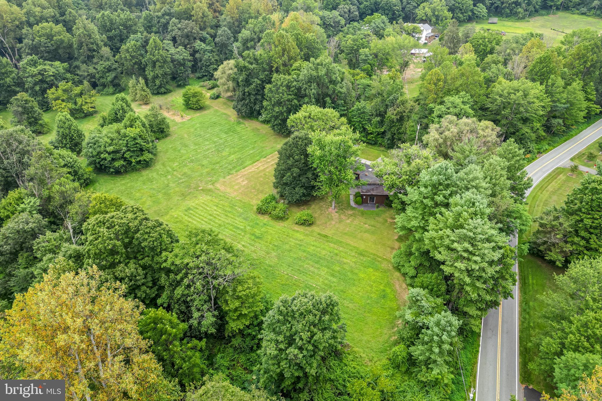 Smithsburg, Maryland, 21783, United States, 1 Bedroom Bedrooms, ,2 BathroomsBathrooms,Residential,For Sale,1929161
