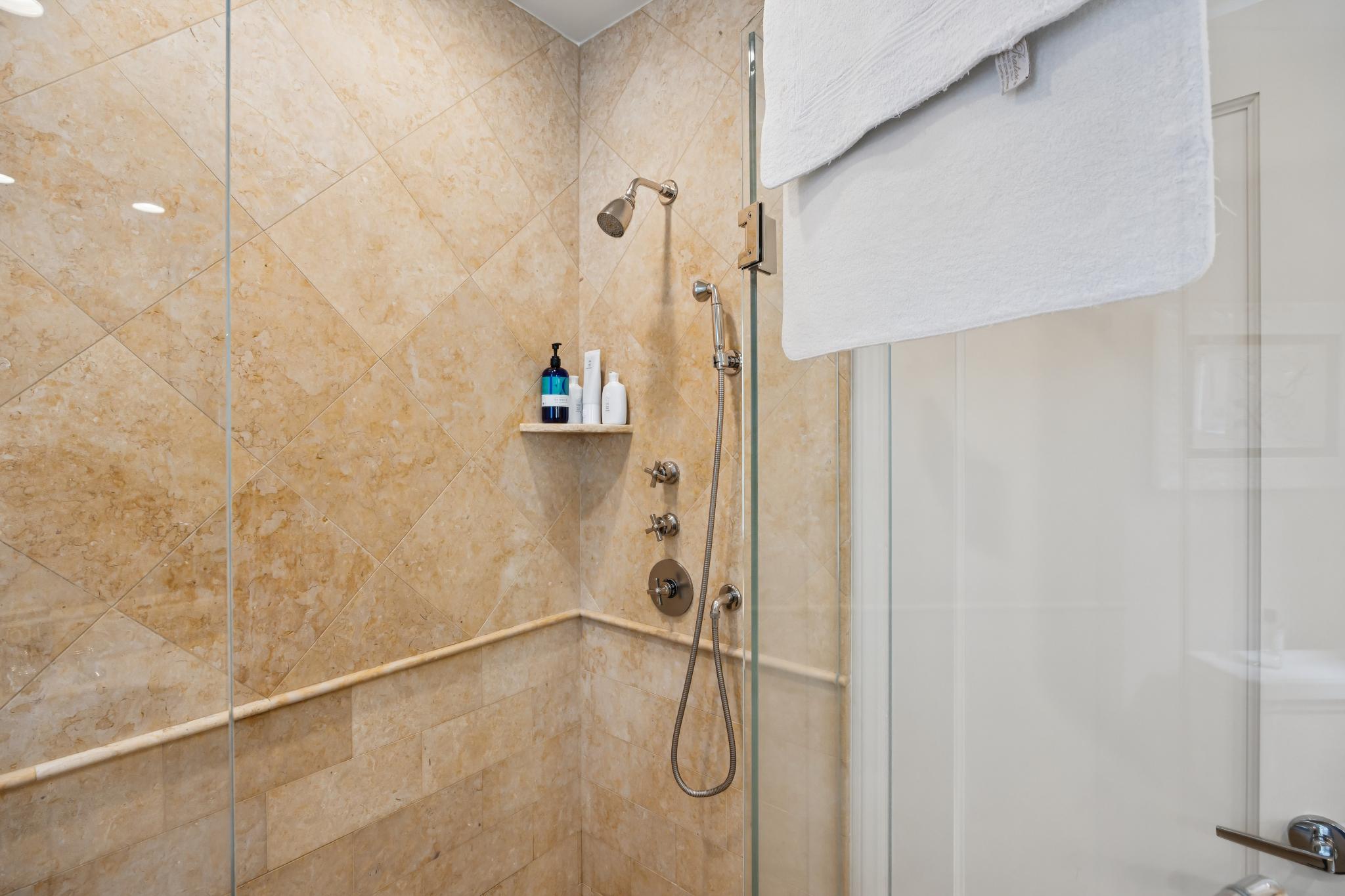  3966 Clay Street - 物件實景