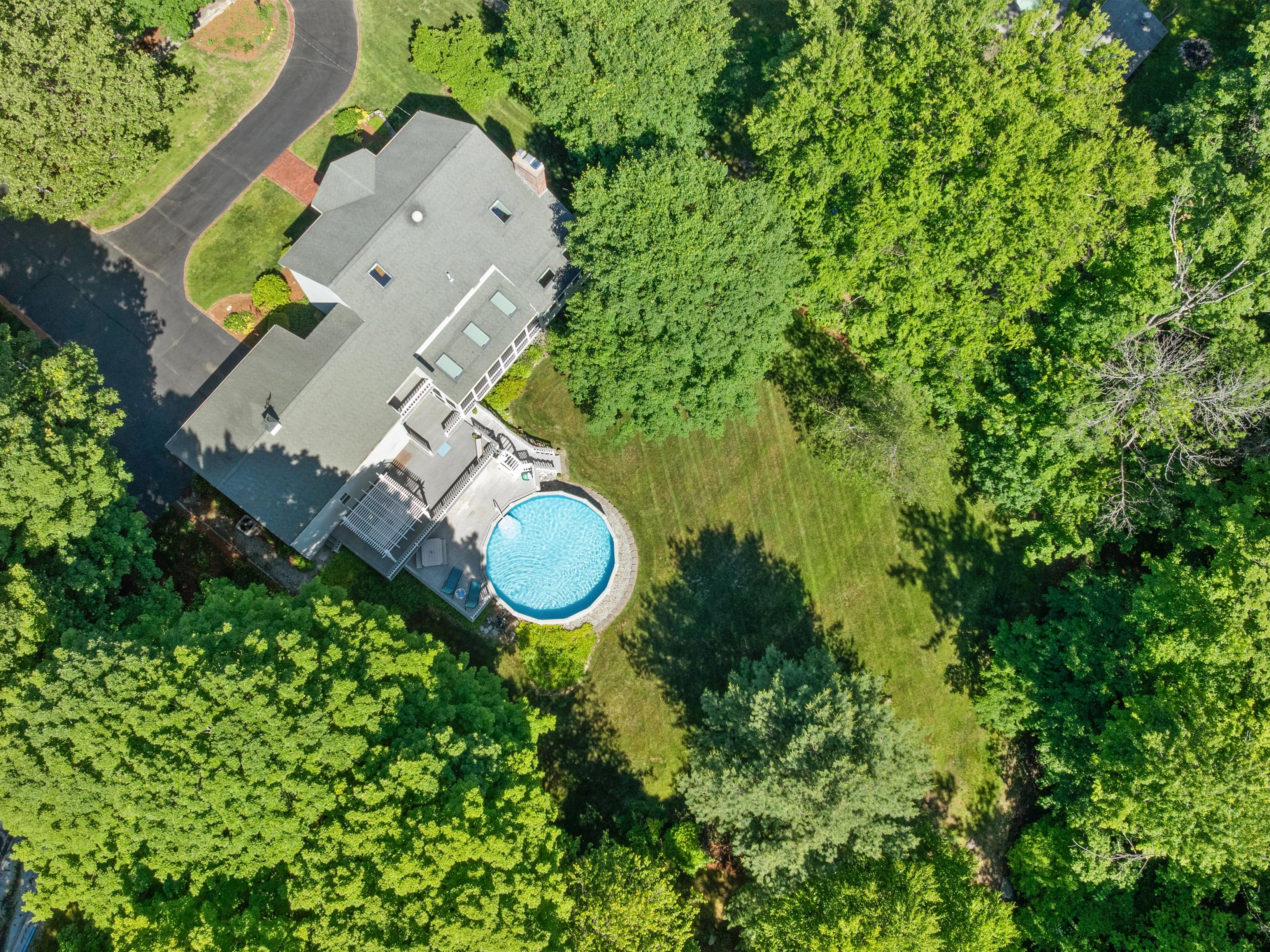  61 Beach Street, Millbury, MA 01527 - 物件實景