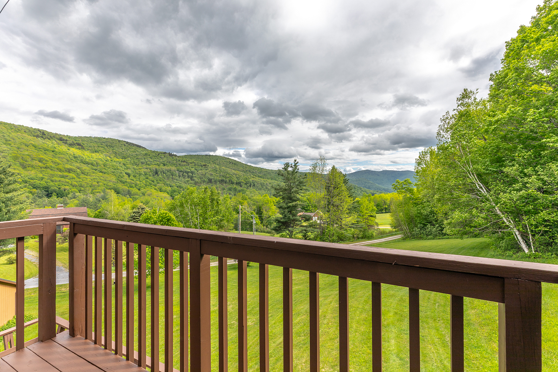  358 High Meadow Way - 物件實景