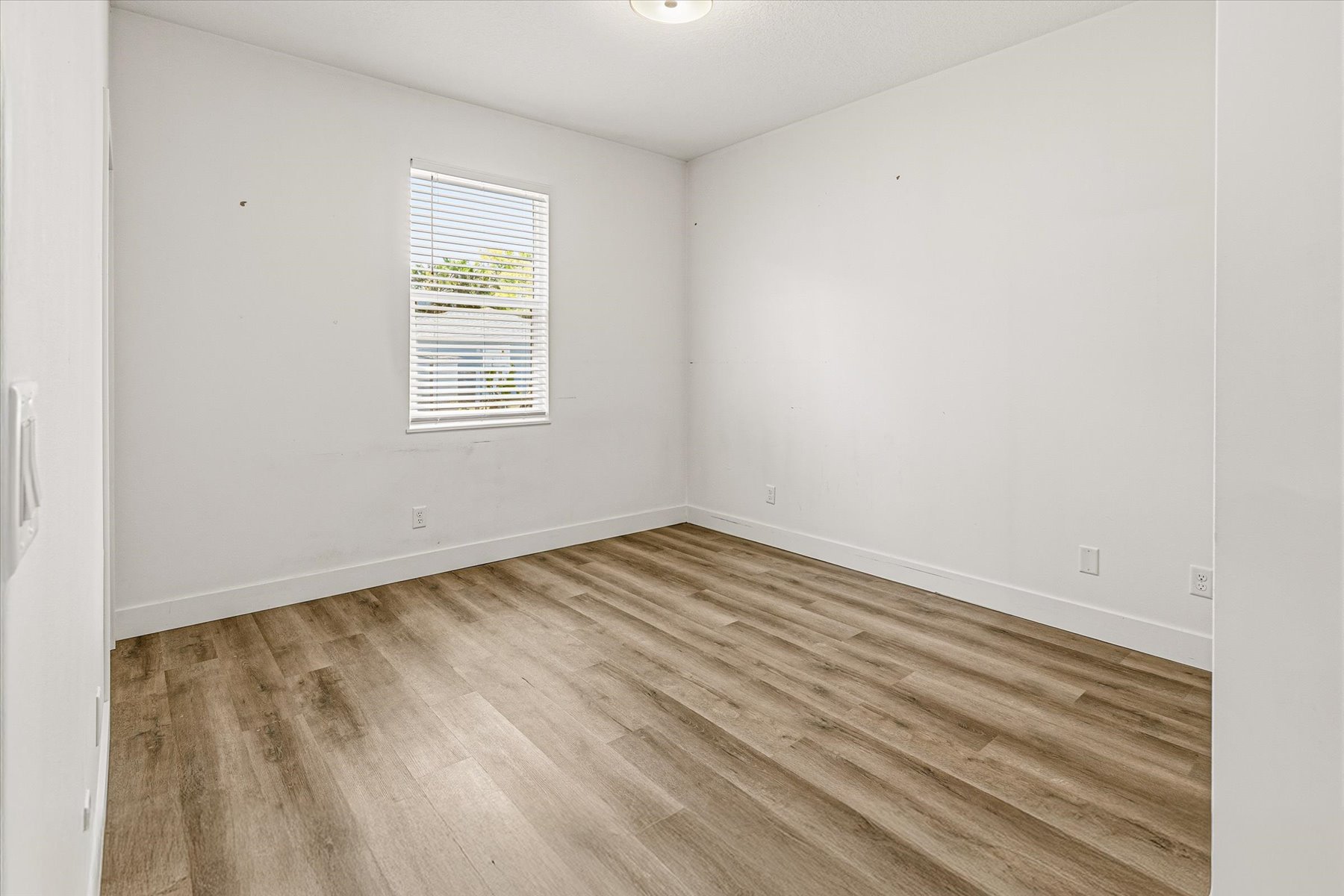  290 Dobbins Road NW, Palm Bay, FL, 32907 - 物件實景