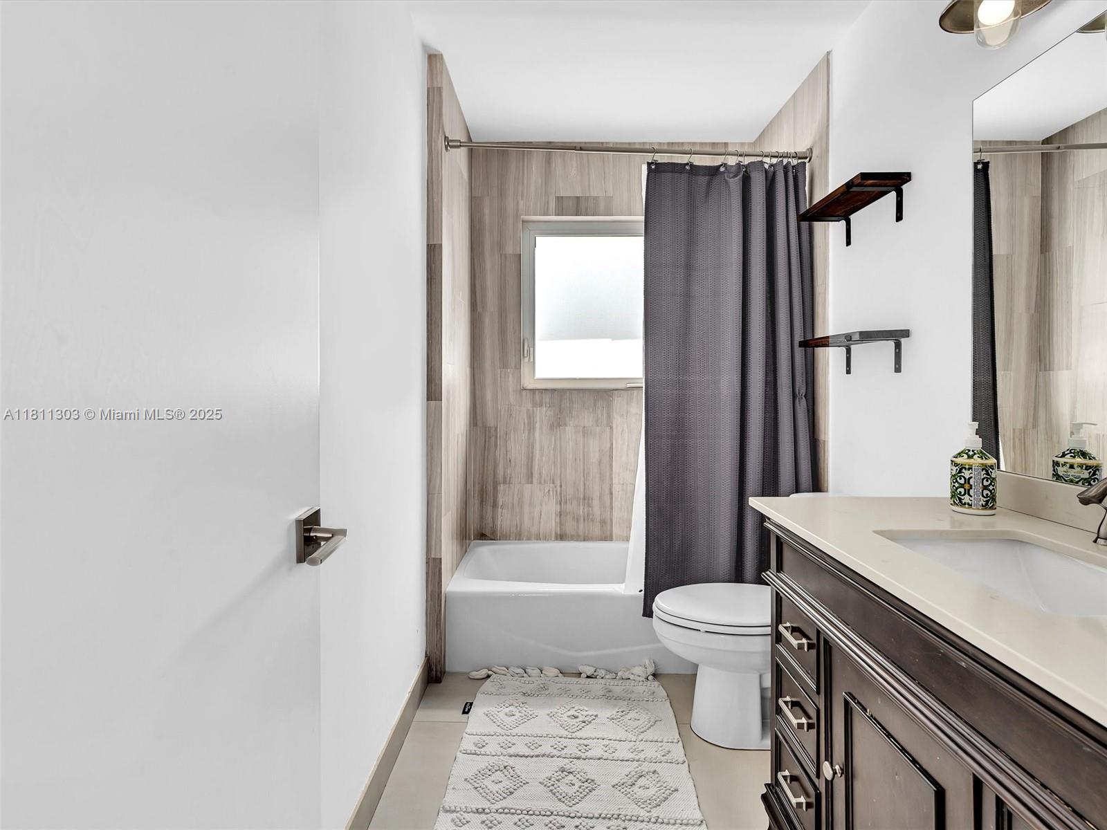 Miami, Florida, 33186, United States, 4 Bedrooms Bedrooms, ,2 BathroomsBathrooms,Residential,For Sale,1838976