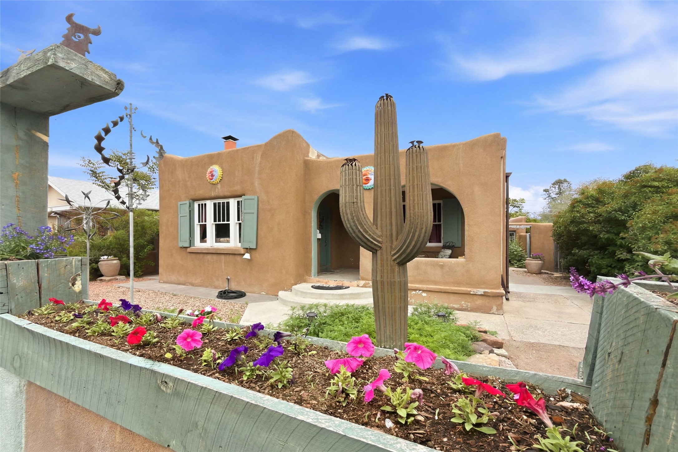  216 E Santa Fe Avenue - 物件實景