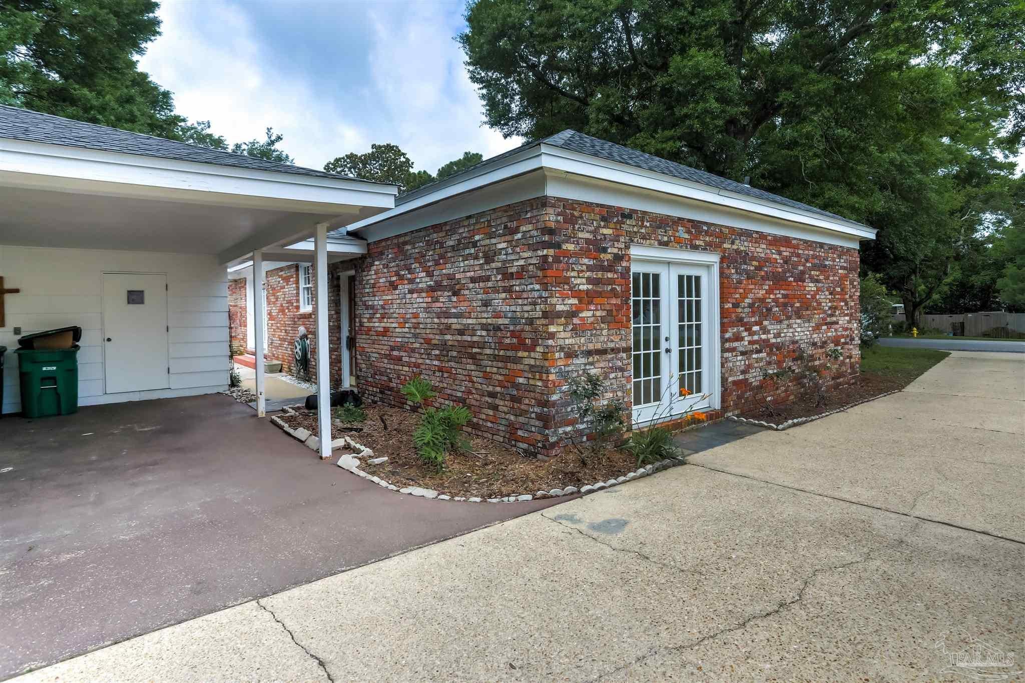 Gulf Breeze, Florida, 32561, United States, 3 Bedrooms Bedrooms, ,3 BathroomsBathrooms,Residential,For Sale,1842112