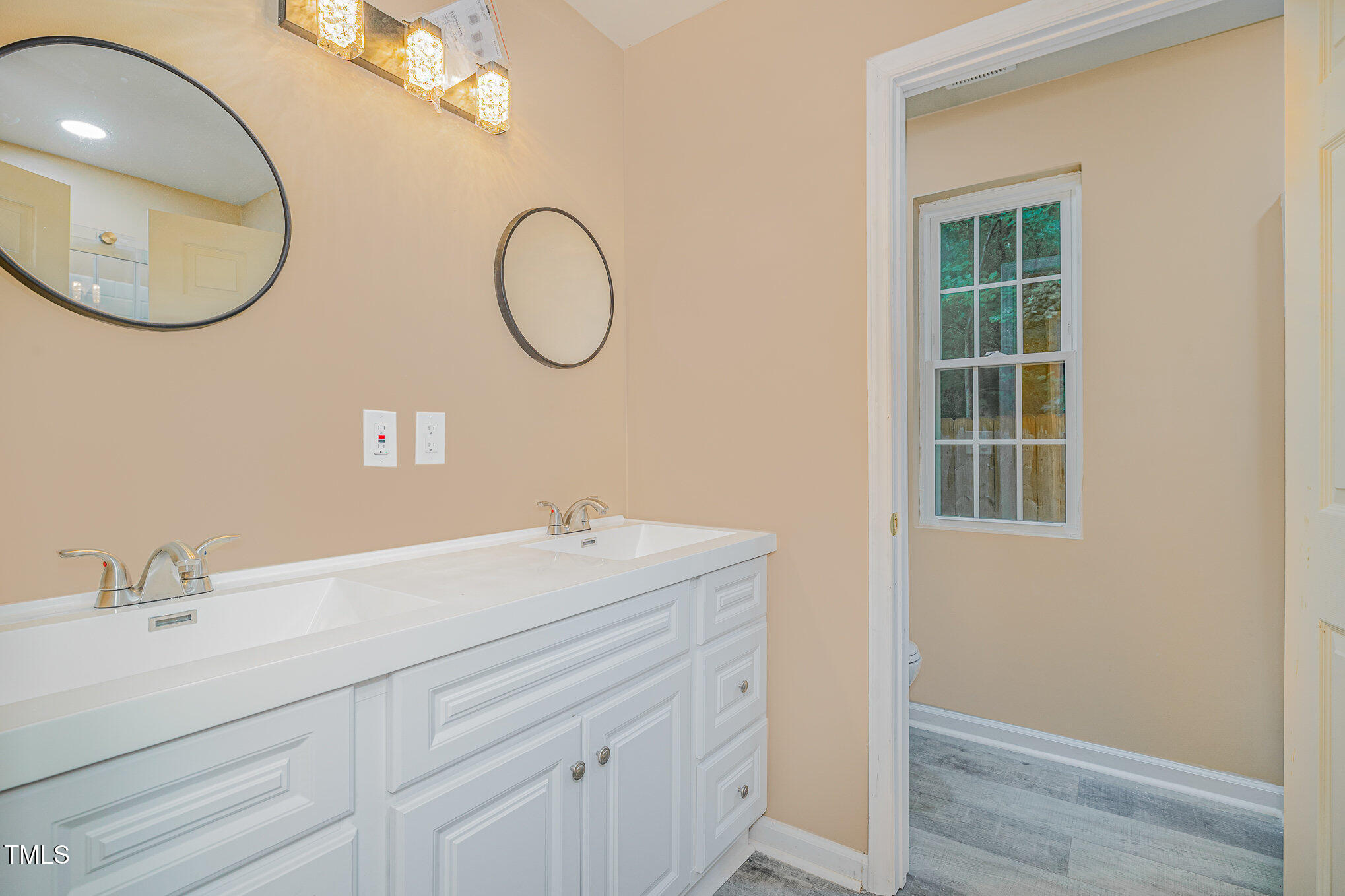 Fuquay Varina, North Carolina, 27526, United States, 3 Bedrooms Bedrooms, ,2 BathroomsBathrooms,Residential,For Sale,1937423