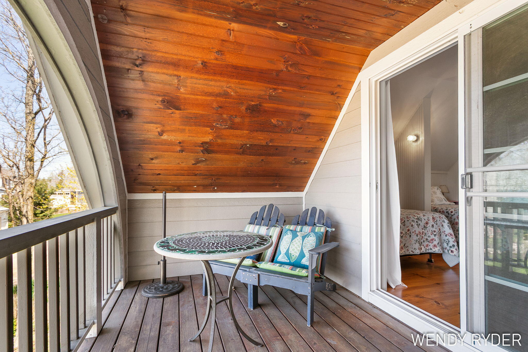 South Haven, Michigan, 49090, United States, 4 Bedrooms Bedrooms, ,4 BathroomsBathrooms,Residential,For Sale,1907418