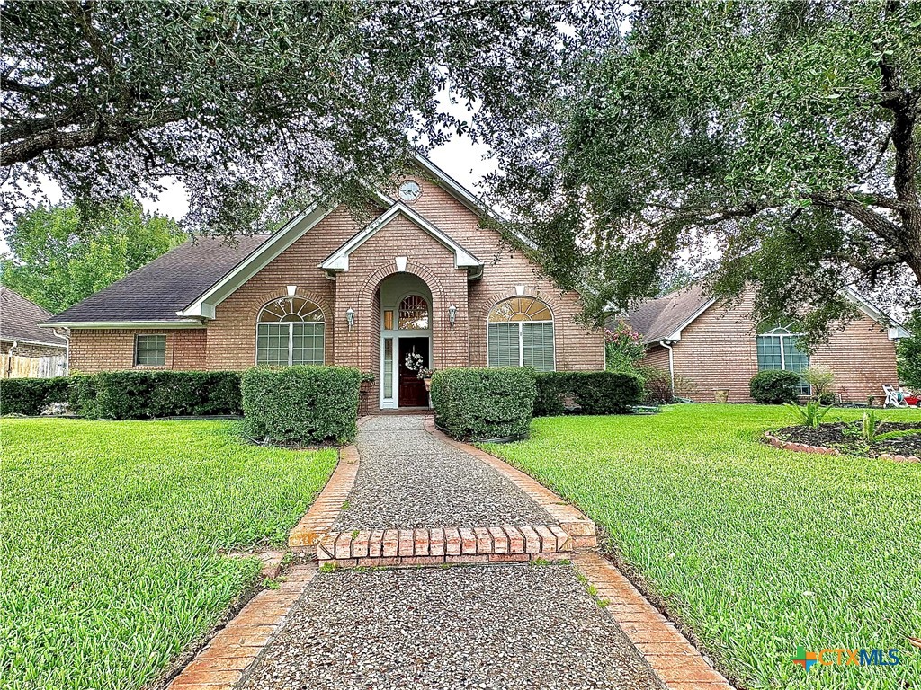 Victoria, Texas, 77904, United States, 4 Bedrooms Bedrooms, ,4 BathroomsBathrooms,Residential,For Sale,1942262