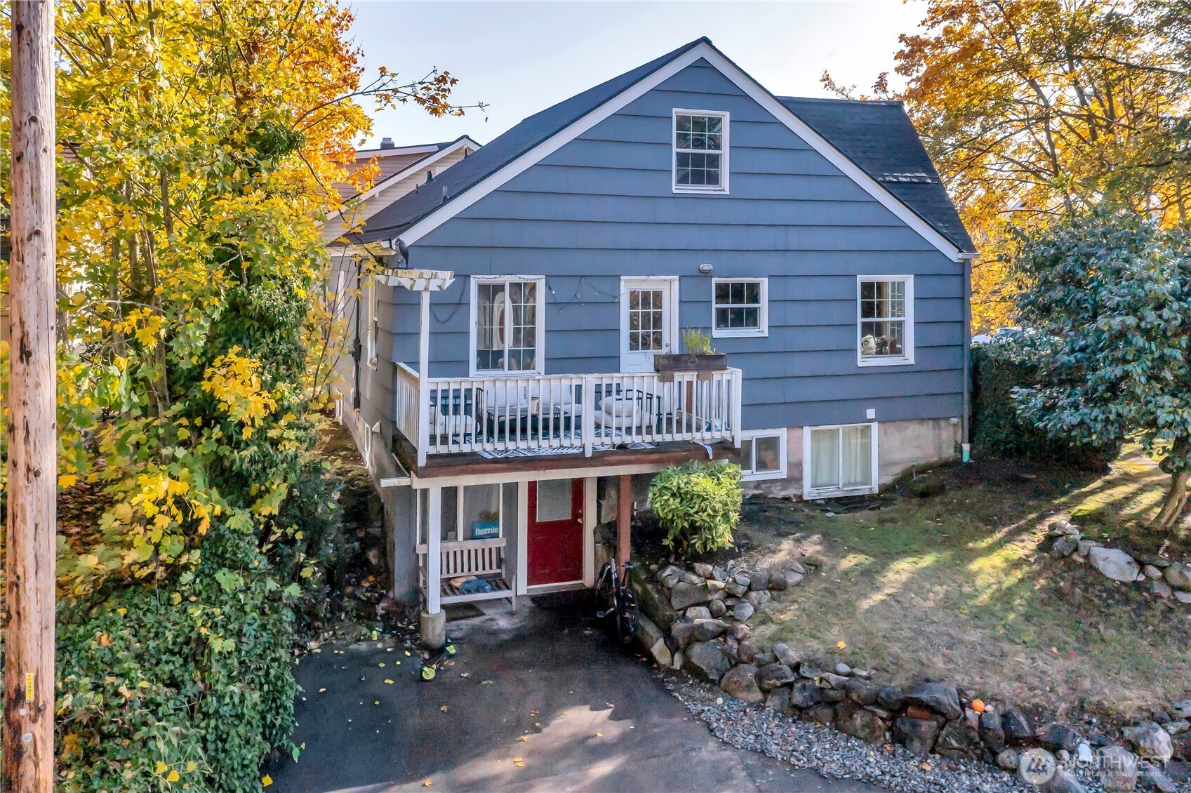 Tacoma, Washington, 98406, United States, 7 Bedrooms Bedrooms, ,2 BathroomsBathrooms,Residential,For Sale,1997085