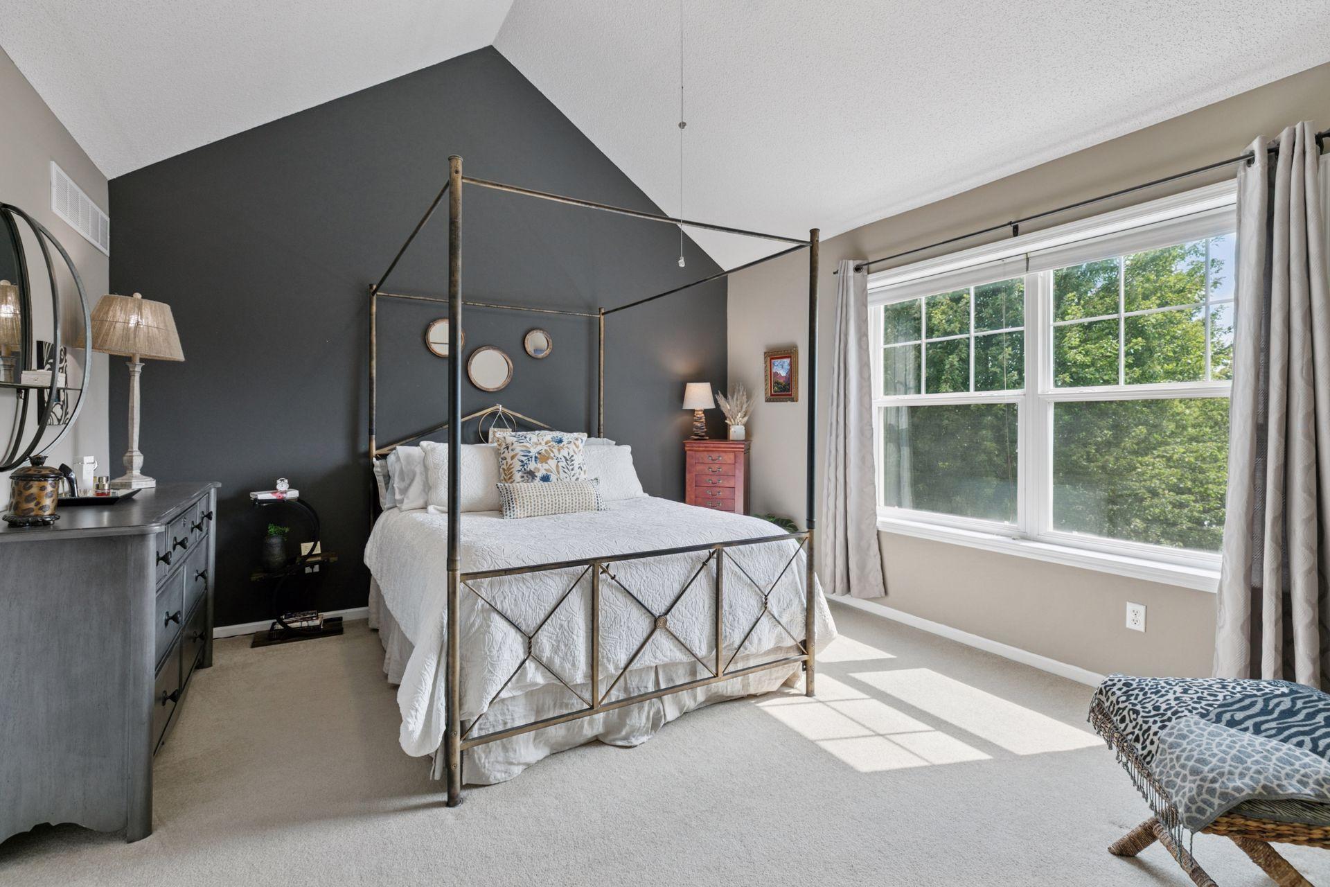 Chaska, Minnesota, 55318, United States, 4 Bedrooms Bedrooms, ,3 BathroomsBathrooms,Residential,For Sale,1947904
