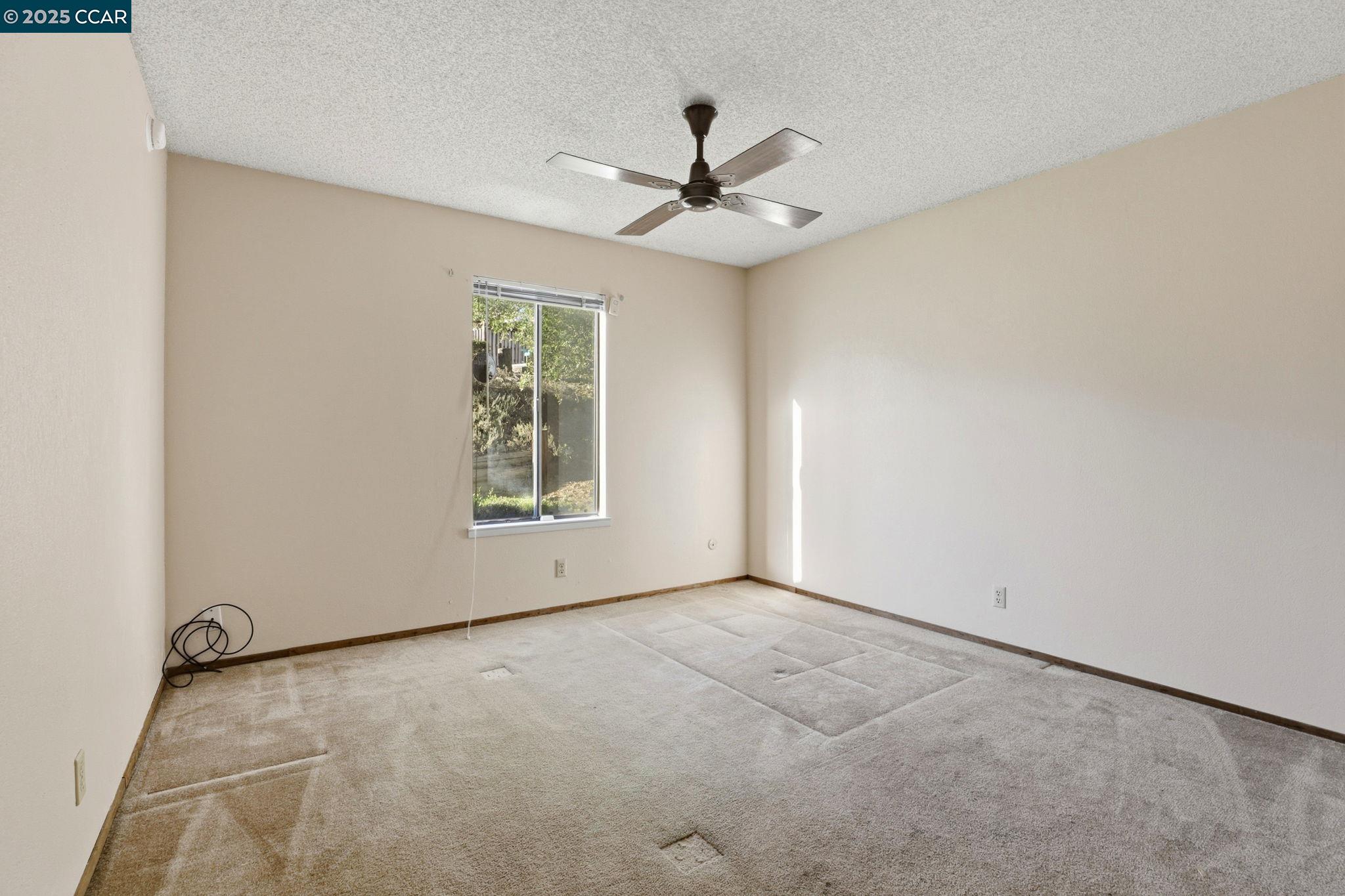 El Dorado Hills, California, 95762, United States, 4 Bedrooms Bedrooms, ,3 BathroomsBathrooms,Residential,For Sale,1988209