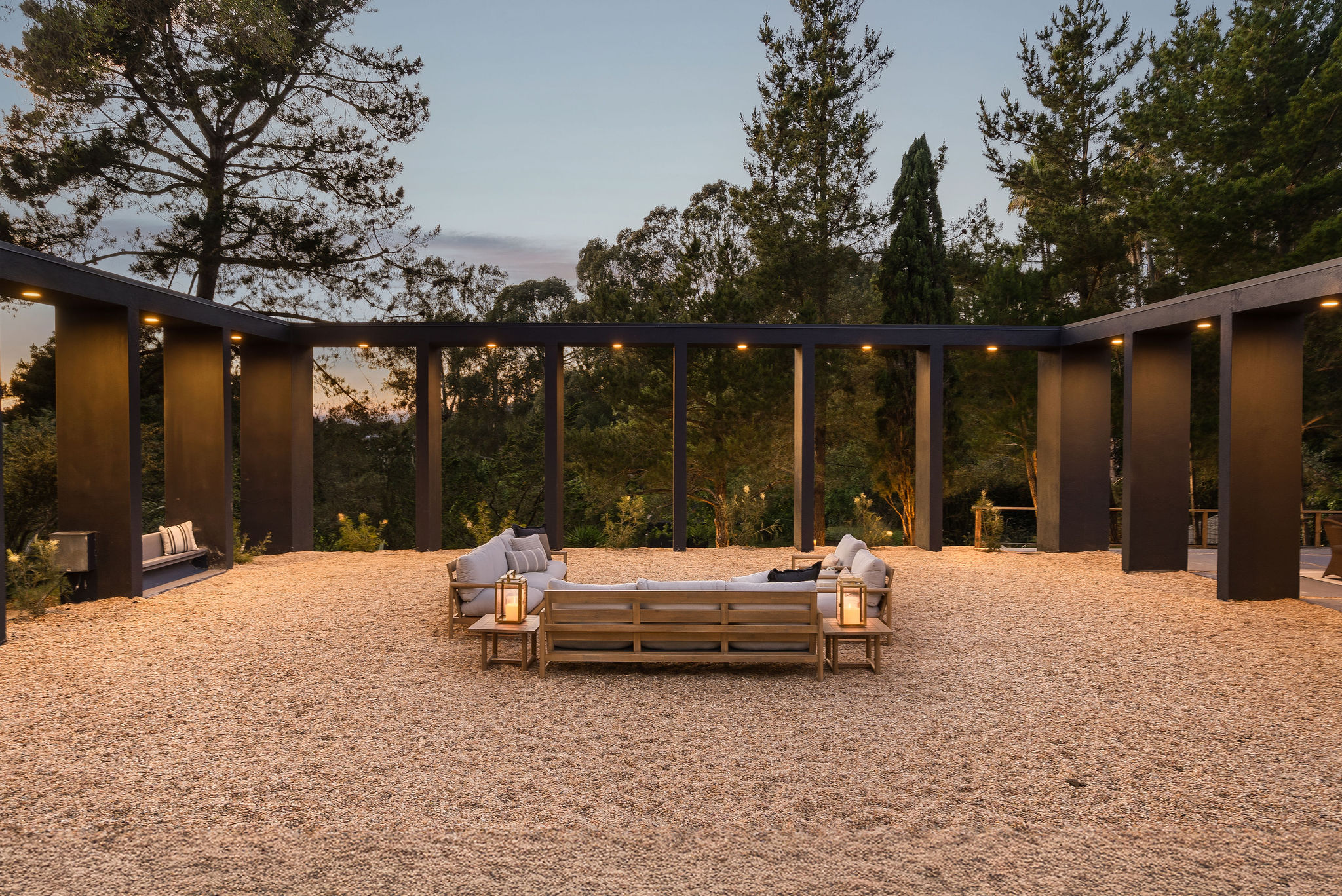  5645 Bacon Road - 物件實景