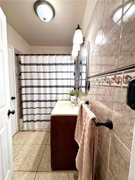 Lynwood, California, 90262, United States, 3 Bedrooms Bedrooms, ,1 BathroomBathrooms,Residential,For Sale,2013813