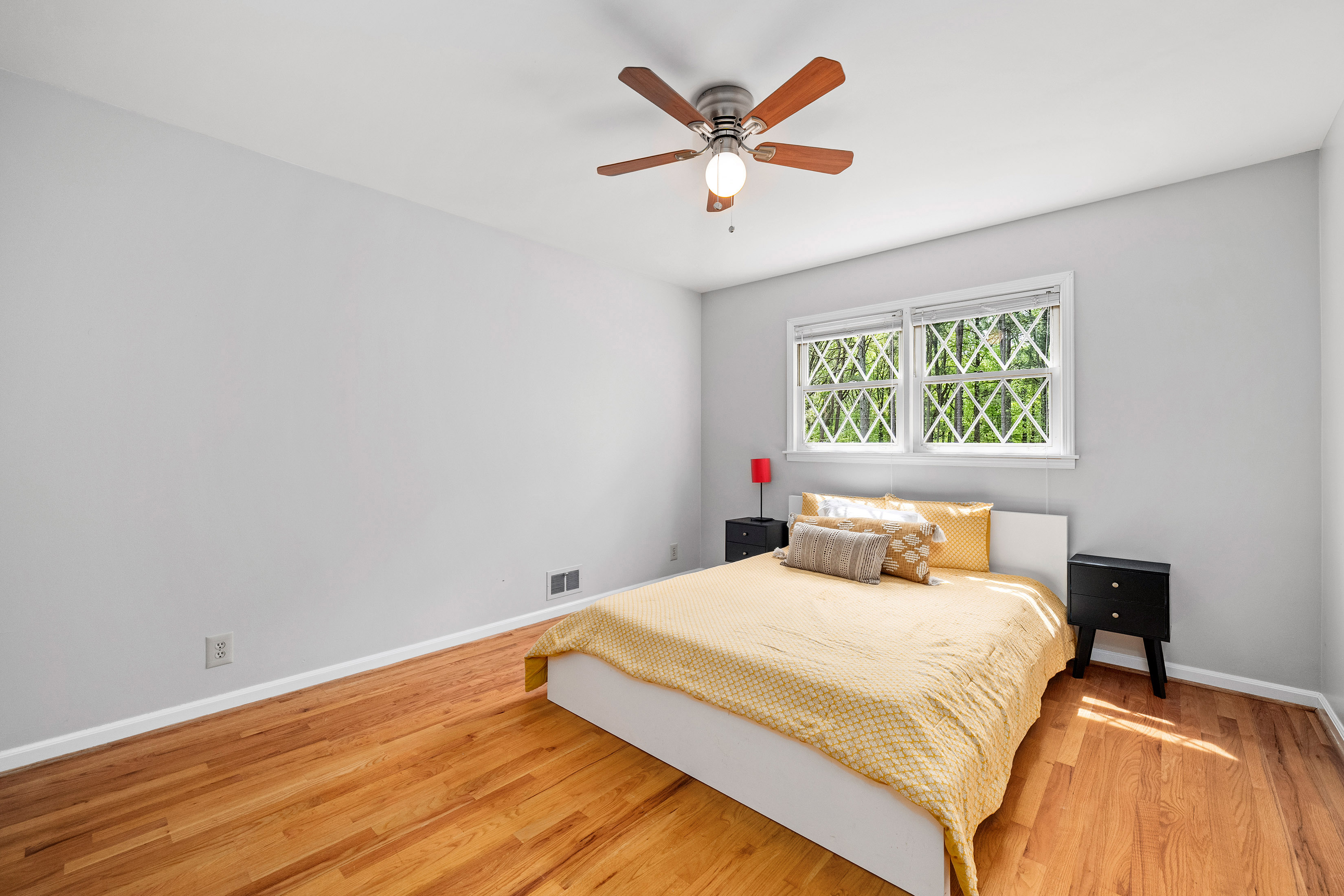  Tucked into the Established Smoke Rise Community - 物件實景