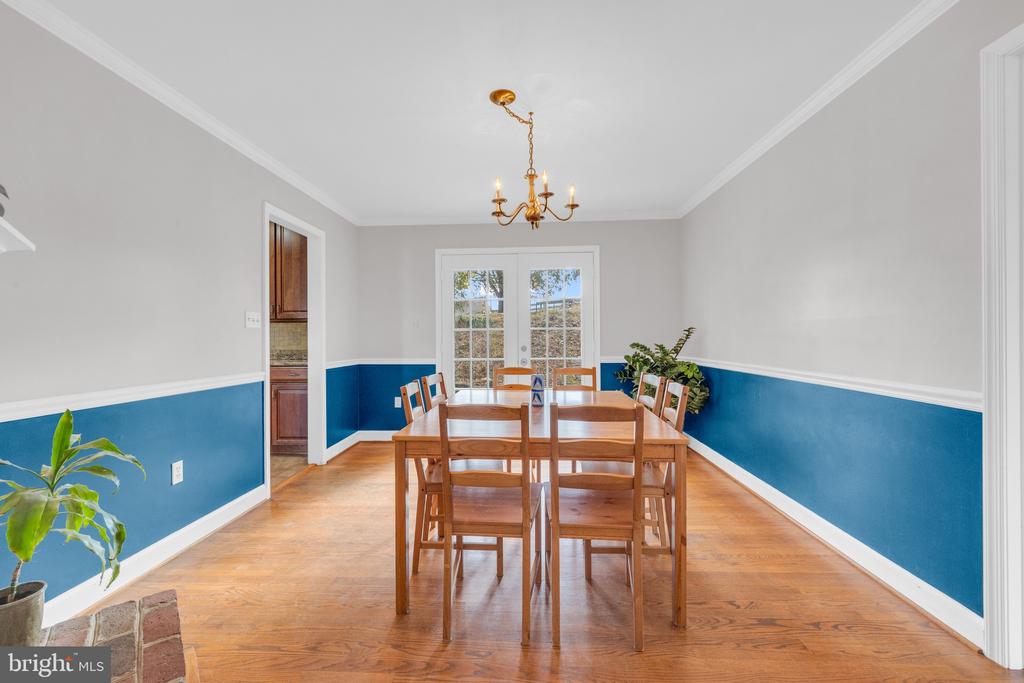 Warrenton, Virginia, 20187, United States, 3 Bedrooms Bedrooms, ,4 BathroomsBathrooms,Residential,For Sale,1977247