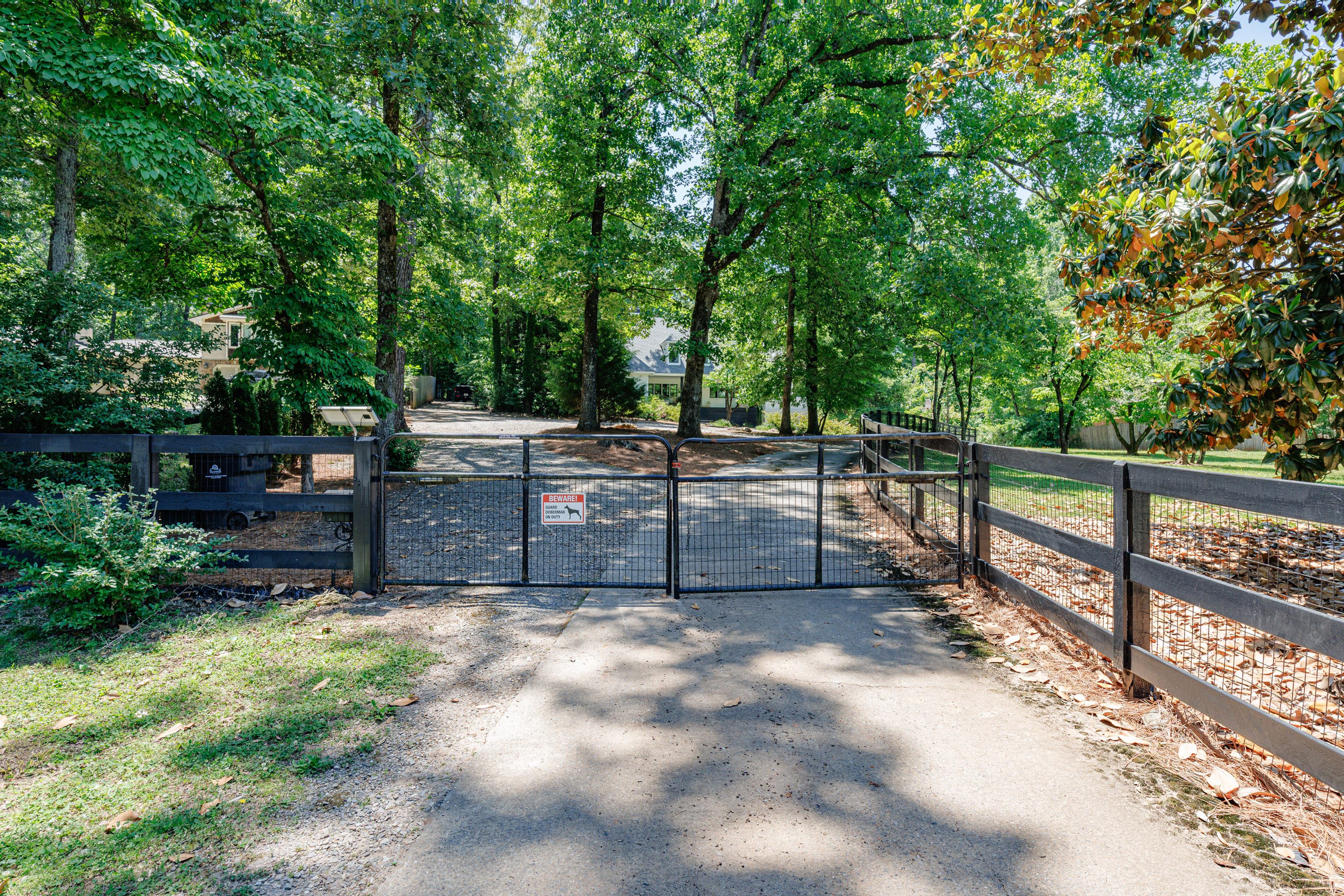  Exceptional Custom-built French Country Estate with Equestrian Amenities - 物件實景