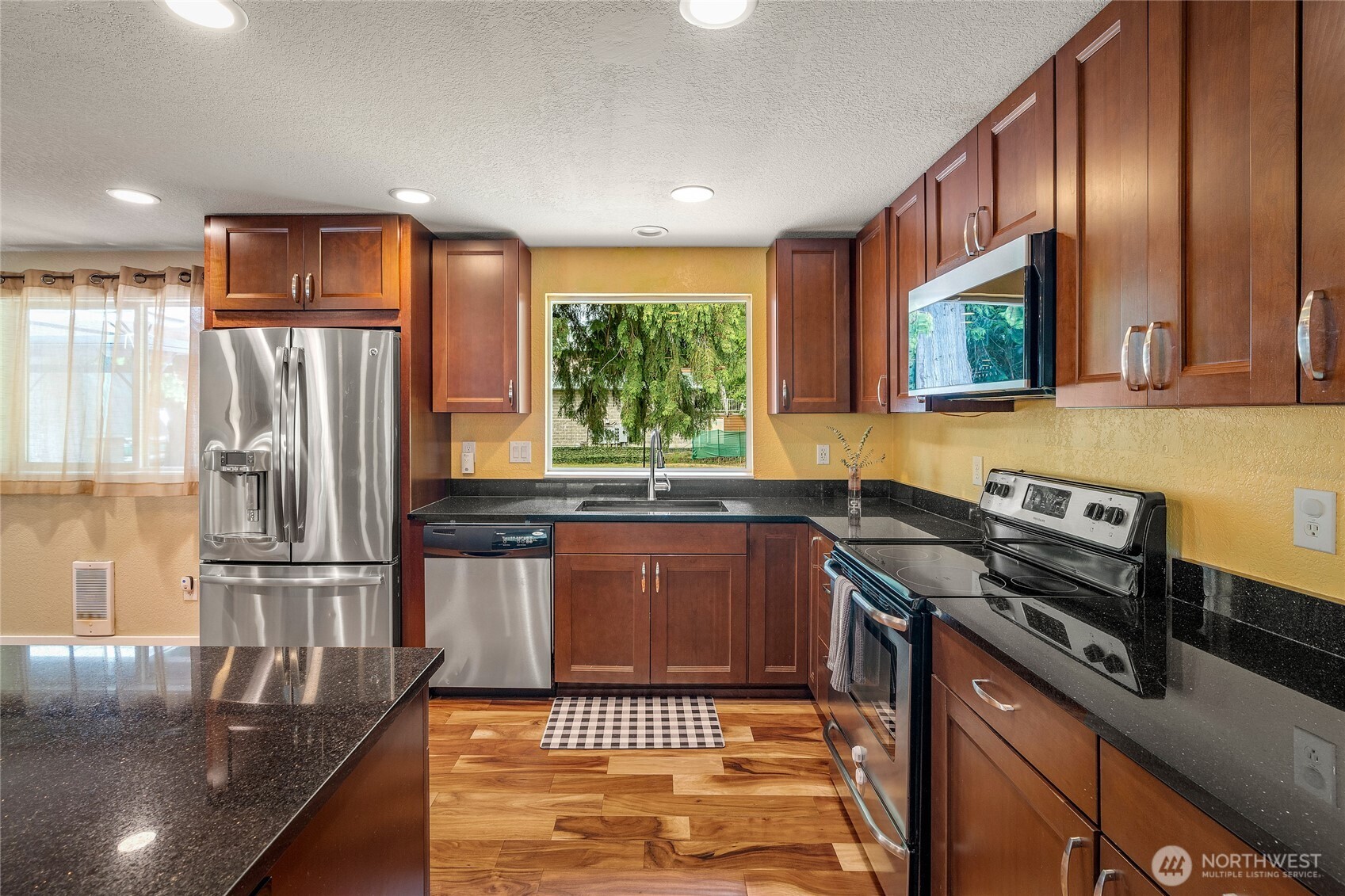 Bothell, Washington, 98012, United States, ,Land,For Sale,1913569