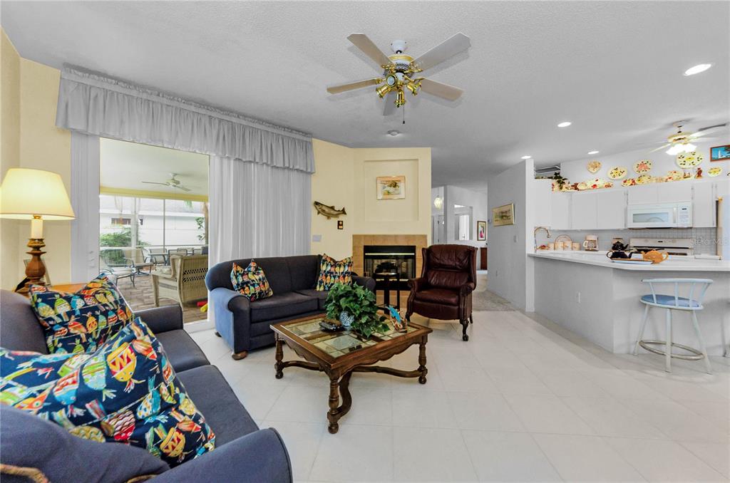 Dunedin, Florida, 34698, United States, 4 Bedrooms Bedrooms, ,2 BathroomsBathrooms,Residential,For Sale,1848616