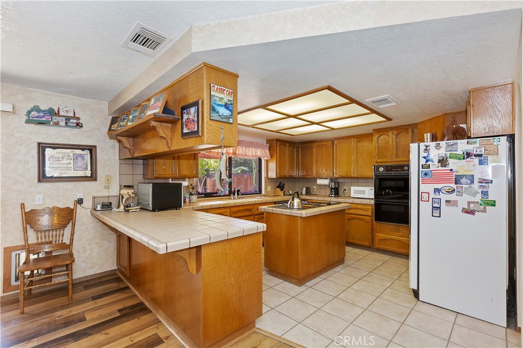 Apple Valley, California, 92308, United States, 3 Bedrooms Bedrooms, ,2 BathroomsBathrooms,Residential,For Sale,1864645